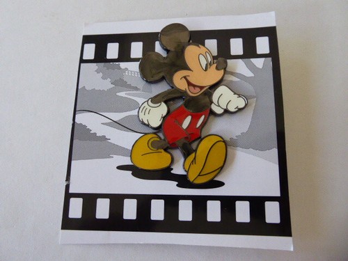 Disney lot pins trading - de,