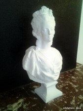 Grand buste Marie Antoinette  H:54cm Staff( plâtre  de moulage renforcé) ,statue