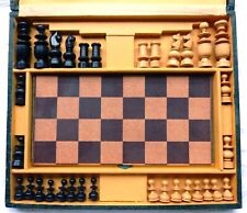 ECHECS / CHESS - Pièces Régence + échiquier carton 262 x 262 mm - dans boite