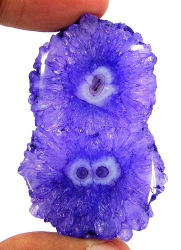 Quartz solaire violet - 95.25, ct