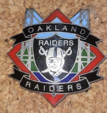 Grand Pin's Oakland Raiders NFLP Football Américain Émaillé Enamel 