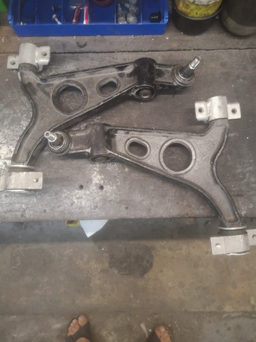 Triangles bras suspension bmw - triangles,