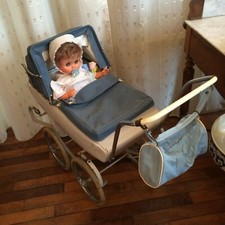 Landau Poupée en tôle jouet Ancien Marque TRIANG Année 50