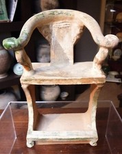 Fauteuil miniature en terre