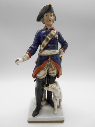 Grande figurine - grande,