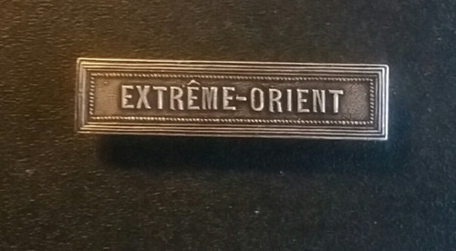Agrafe extrême orient en - agrafe, orient".
