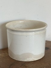 Ancien pot a confiture conique