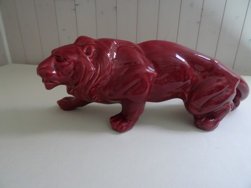 Lion approche art déco - lion,