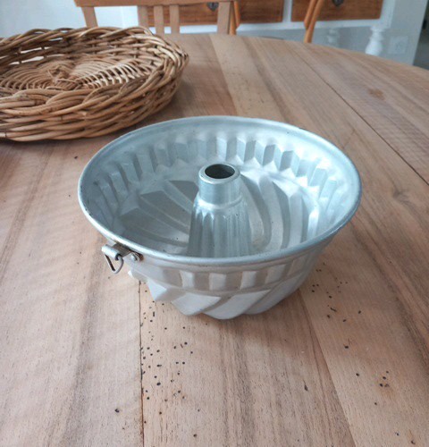 Moule gâteau ancien en - moule,