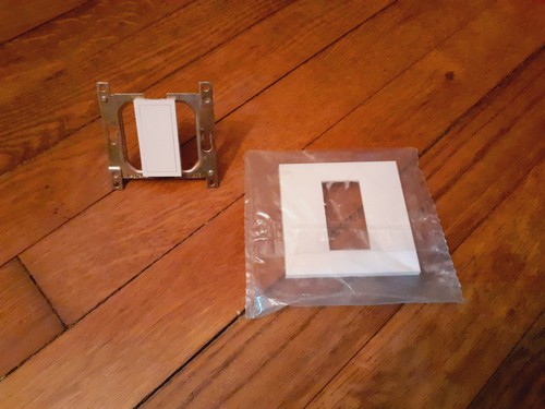 Legrand mosaic 1 - 50,