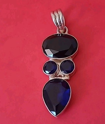 Superbe bijoux pendentif - , en