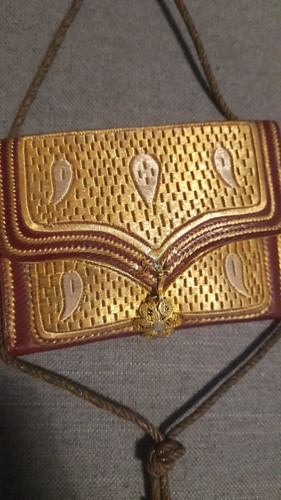 Ancien porte monnaie cuir - monnaie,
