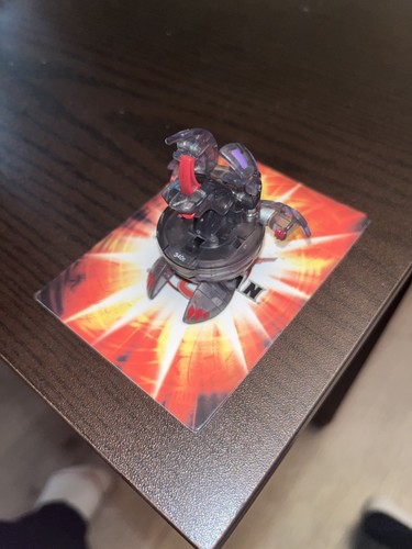 Bakugan translucent darkus - translucent,
