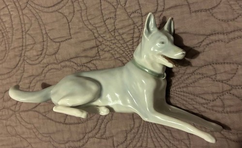Figurine chien porcelaine - figurine,