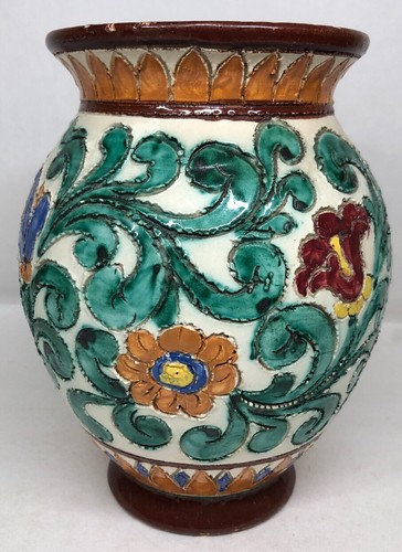 Rare vase décor - rare, signé