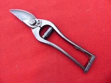 secateur de jardinier outil