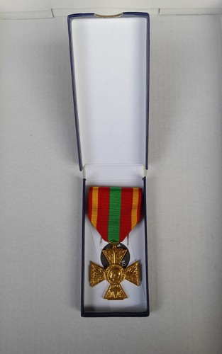 Croix combattant volontaire - du,