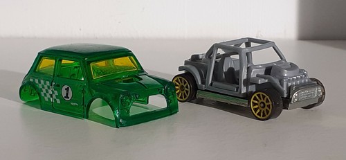 Hot wheels morris mini - hot,