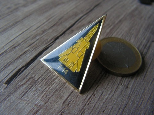 F14 plane pins badge - f14,