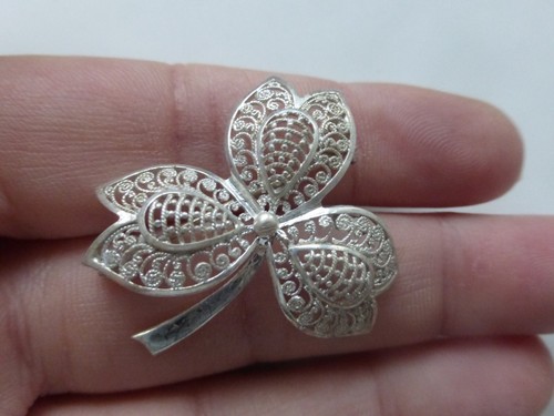 Broche ancienne neuve - broche,
