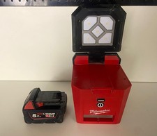 Projecteur Milwaukee M18 PAL