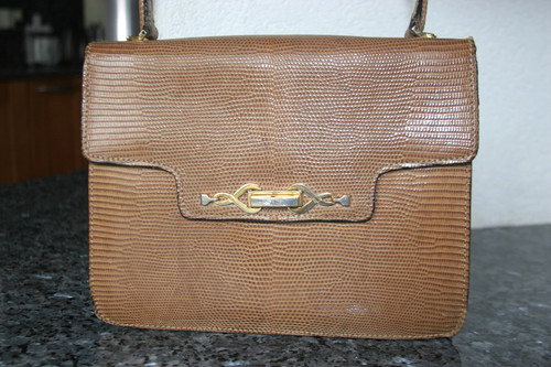 Très joli sac - main,
