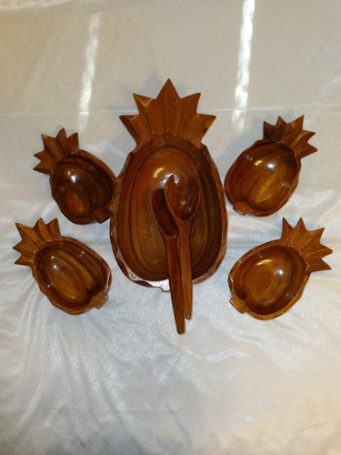 Vintage wood pineapple - vintage, shaped
