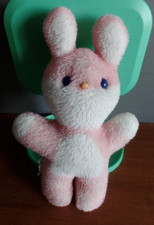 S22 / ancien doudou peluche lapin blanc rose yeux bleus PASTEL vintage
