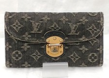 LOUIS VUITTON Portefeuille