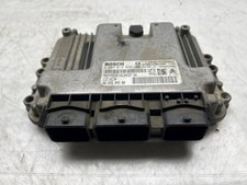 CALCULATEUR MOTEUR ECU ENGINE