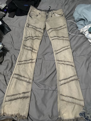 Legendary status men - status, beige