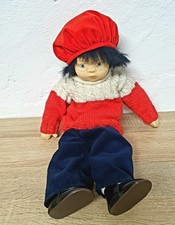 Poupée d'artiste poupée en