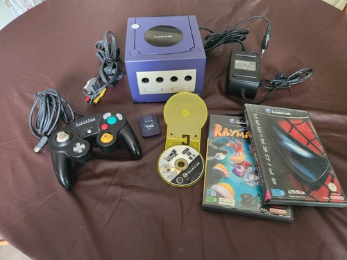 Nintendo gamecube console - nintendo,