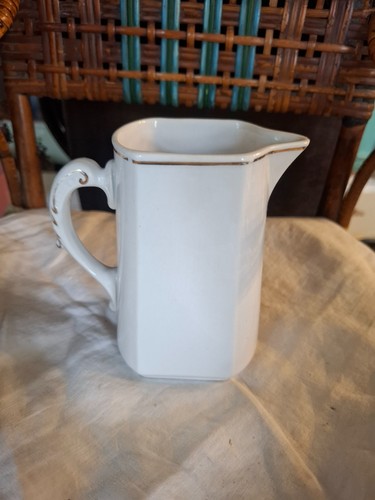 Ancien pichet blanc dorure - blanc, et