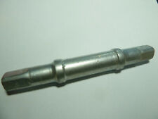 Axe pédalier 139 mm acier boitier pédalier vintage ancien stock