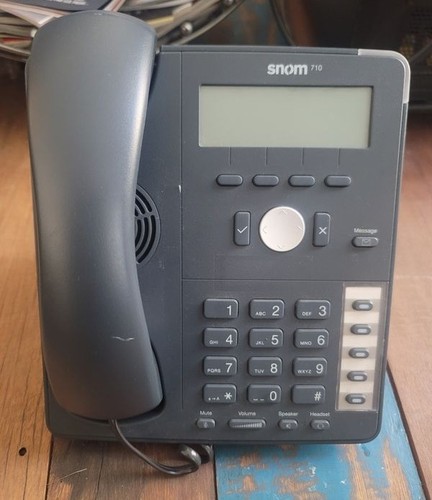 Snom 710 phone - snom, sip