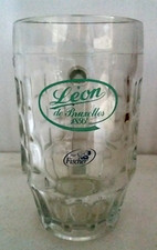 Collector , chope à bière  " LEON DE BRUXELLES " 50 cl , ref CV28