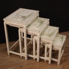 Quatre tables basses