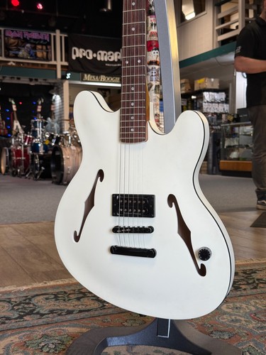 Fender tom delonge - tom,