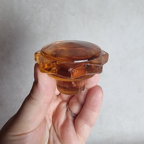 Bouchon ancien verre rose - bouchon,