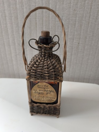 Superbe bouteille armagnac - superbe,