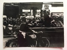 photo GÉNÉRAL DE GAULLE Simca Présidence décapotable tirage argentique vintage