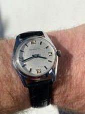 ancienne montre homme mécanique lip dauphine 8800 / testé ok tiens l'heure