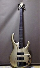 Ibanez EDC-700 / guitare basse