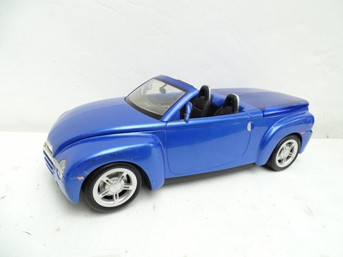 Mattel barbie chevrolet - barbie, 1/10