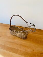 Ancien panier porte-bouteille de vin 75 cl en métal tressé et argenté – serviteu