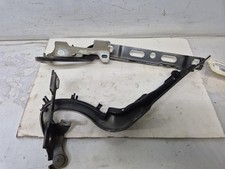 Charniere de capot PEUGEOT 208