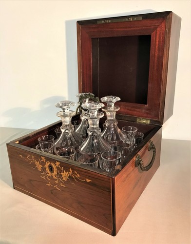 Cave liqueur époque - cave,