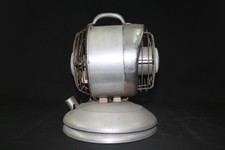 Ancien Radiateur Chauffant En Pièces D'Auto Design Étude Vintage Décoration