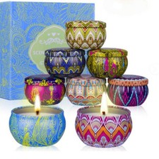 Coffret cadeau de 8 bougies parfumées dans leurs boites à métal décorées